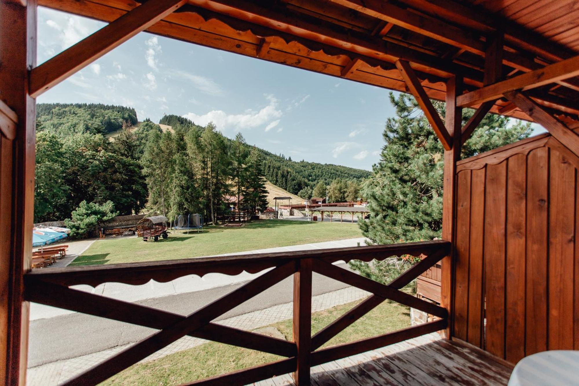 Hotel Sachticka Banská Bystrica Esterno foto
