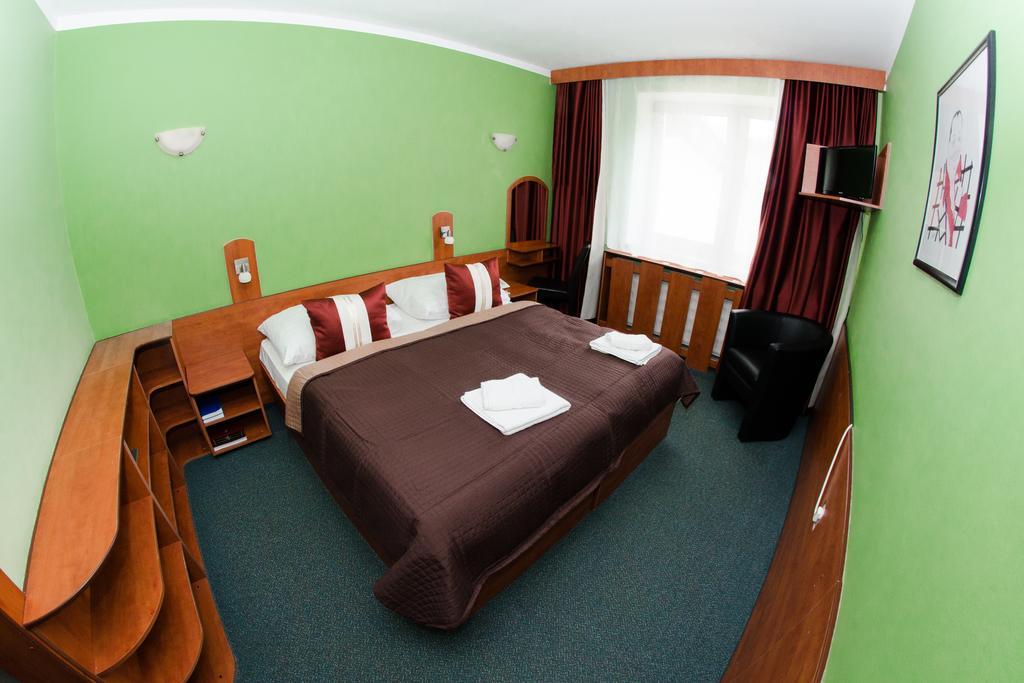Hotel Sachticka Banská Bystrica Esterno foto